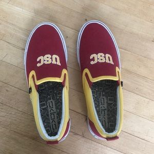 USC Slip on sneakers